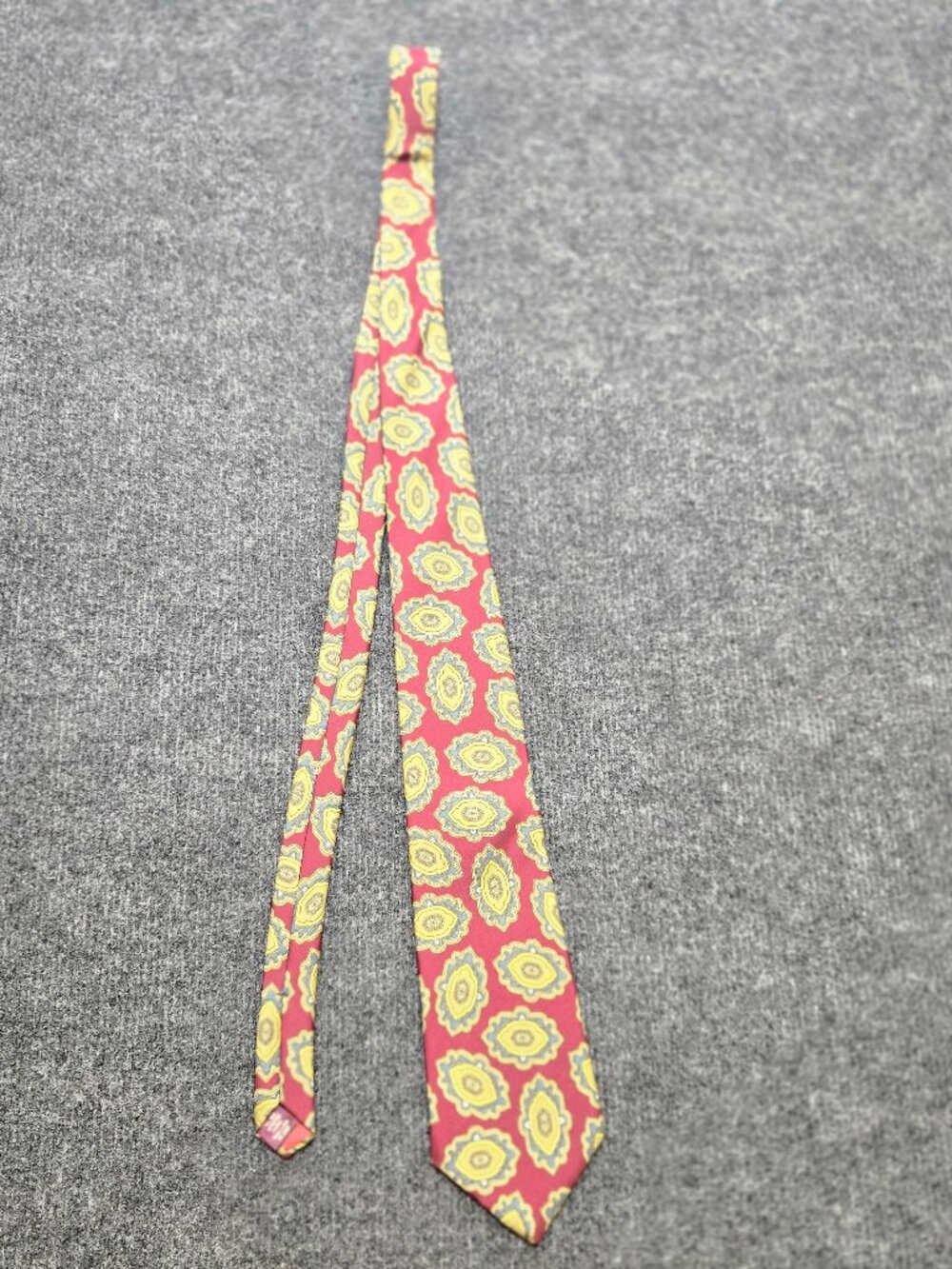 Vintage 417 by Van Heusen 100% Silk Tie Made in USA Maroon Paisley Necktie  Add